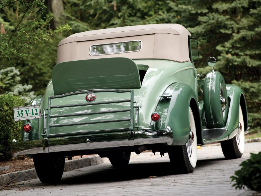  Packard Twelve Coupe Roadster 1936 года  (фото 10 из 16)